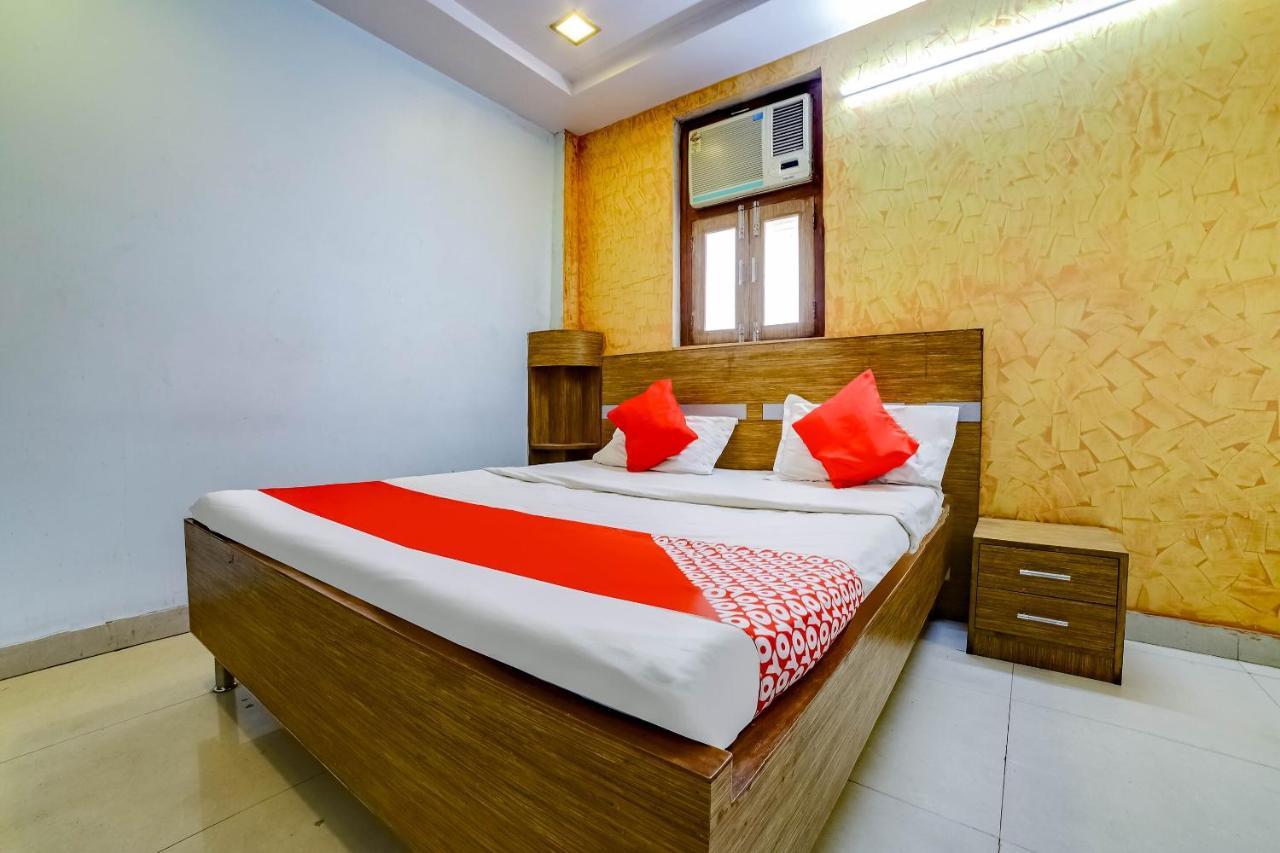 Oyo Hotel Chandrika Inn Near Jama Masjid New Delhi Exteriör bild