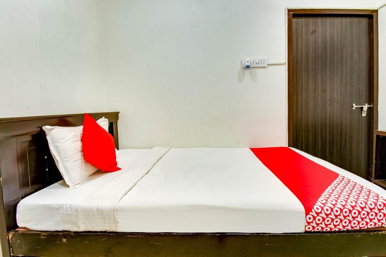 Oyo Hotel Chandrika Inn Near Jama Masjid New Delhi Exteriör bild